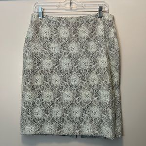 Banana Republic Grey Lace pencil skirt, Size 8